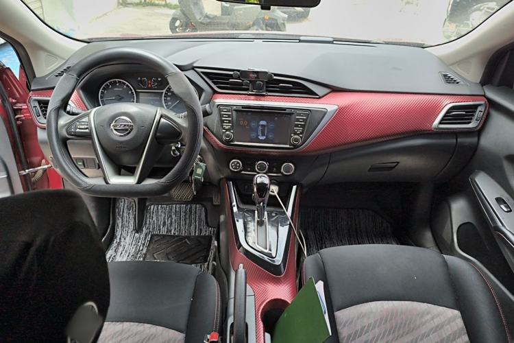 Used Nissan Lannia 2016 1.6L CVT Cool Edition Interior 2