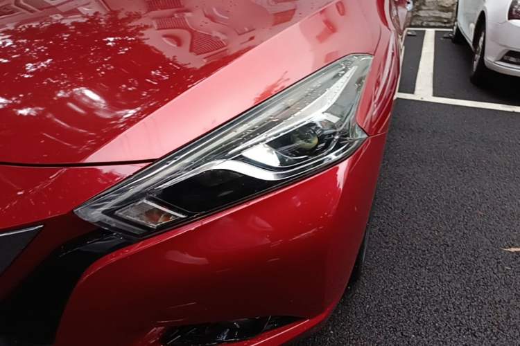 Used Nissan Lannia 2016 1.6L CVT Smart Cool Edition Left Front Headlight