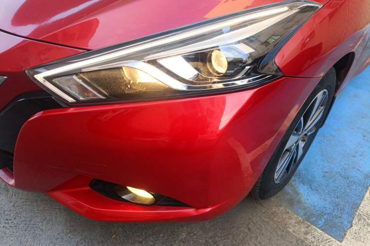 Used Nissan Lannia 2016 1.6L CVT Cool Edition Left Front Headlight