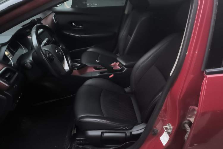 Used Nissan Lannia 2016 1.6L CVT High-Energy Version Left Front Seat