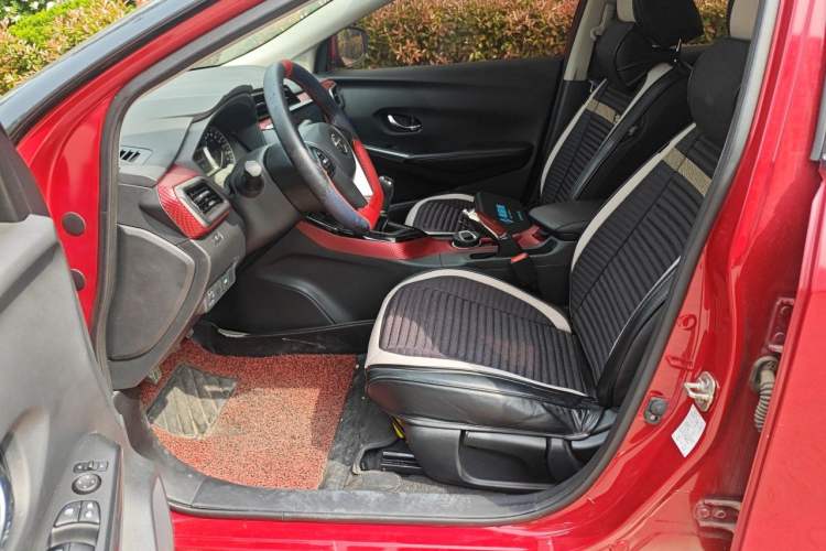 Used Nissan Lannia 2016 1.6L Manual Cool Edition Left Front Seat