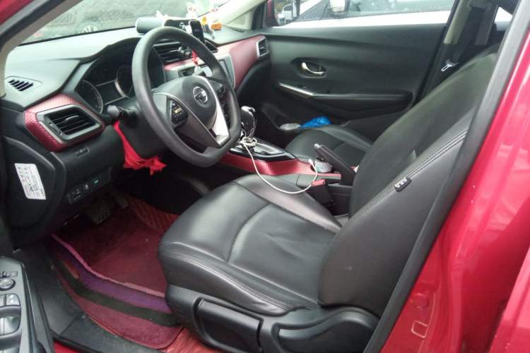 Used Nissan Lannia 2016 1.6L CVT Smart Cool Edition Left Front Seat