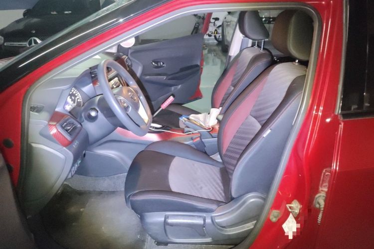 Used Nissan Lannia 2016 1.6L CVT Smart Cool Edition Left Front Seat