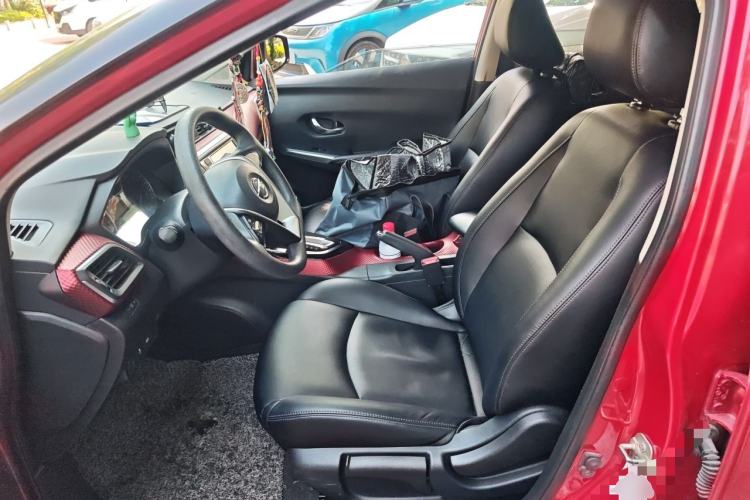 Used Nissan Lannia 2016 1.6L CVT Smart Cool Edition Left Front Seat