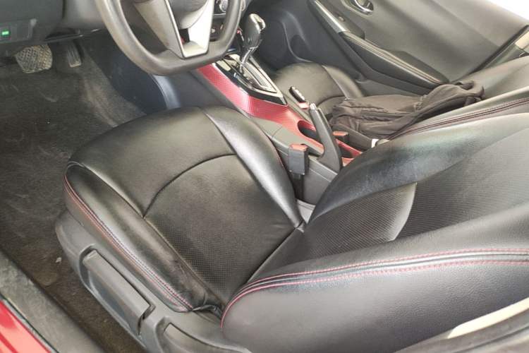 Used Nissan Lannia 2016 1.6L CVT Smart Cool Edition Left Front Seat