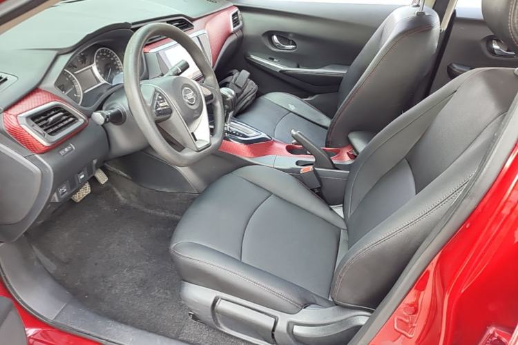 Used Nissan Lannia 2016 1.6L CVT Cool Edition Left Front Seat