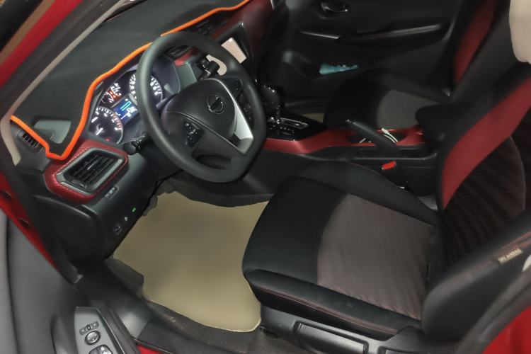 Used Nissan Lannia 2016 1.6L CVT Smart Cool Edition Left Front Seat