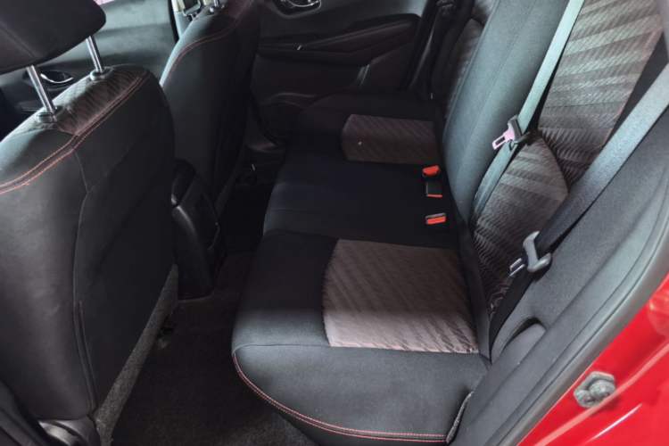 Used Nissan Lannia 2016 1.6L CVT Cool Edition Left Rear Seat