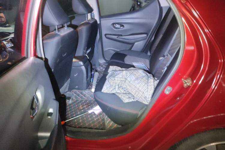 Used Nissan Lannia 2016 1.6L CVT Smart Cool Edition Left Rear Seat