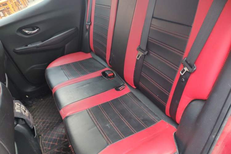 Used Nissan Lannia 2016 1.6L CVT Smart Cool Edition Left Rear Seat