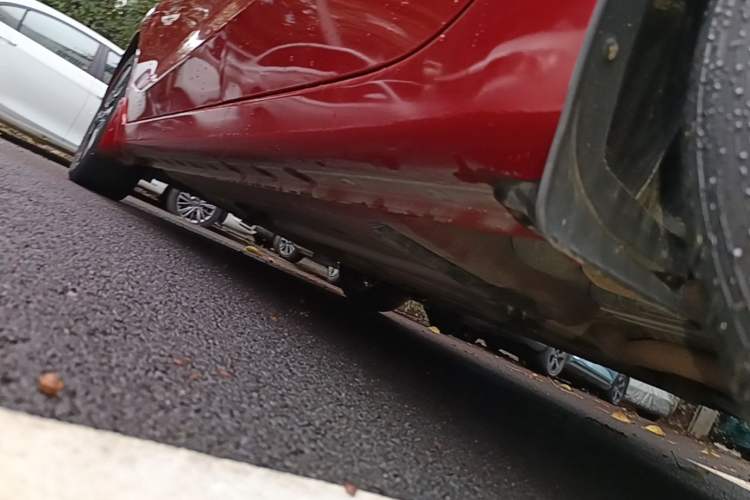 Used Nissan Lannia 2016 1.6L CVT Smart Cool Edition Left Side Sill