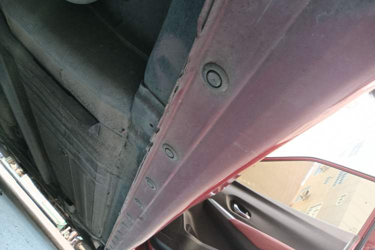 Used Nissan Lannia 2016 1.6L CVT Cool Edition Left Side Sill