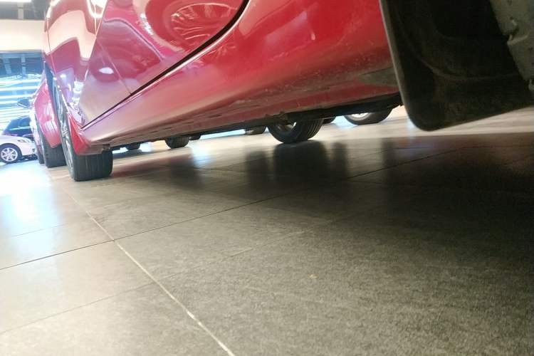 Used Nissan Lannia 2016 1.6L CVT Smart Cool Edition Left Side Sill