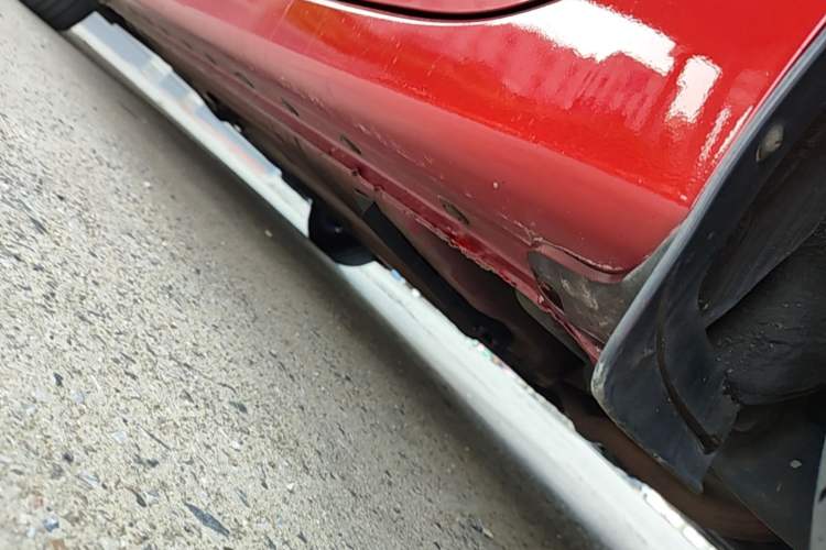 Used Nissan Lannia 2016 1.6L CVT Cool Edition Left Side Sill