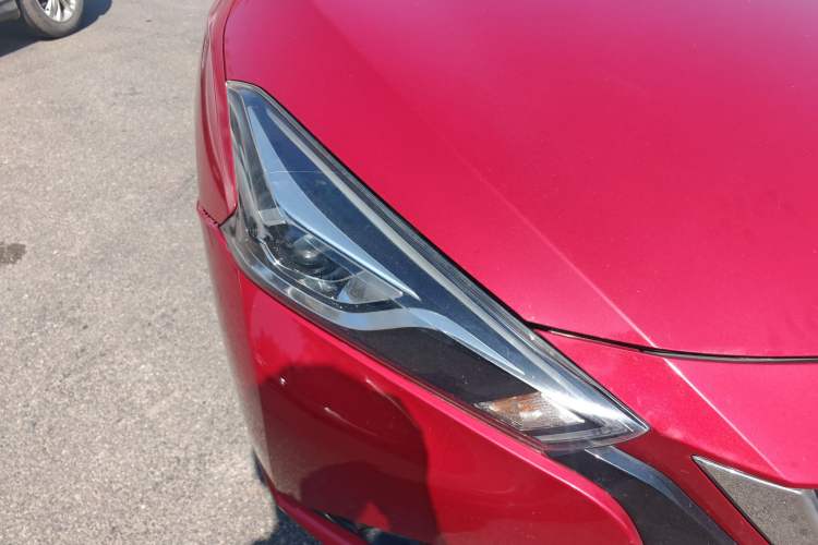 Used Nissan Lannia 2016 1.6L CVT Smart Cool Edition Right Front Headlight