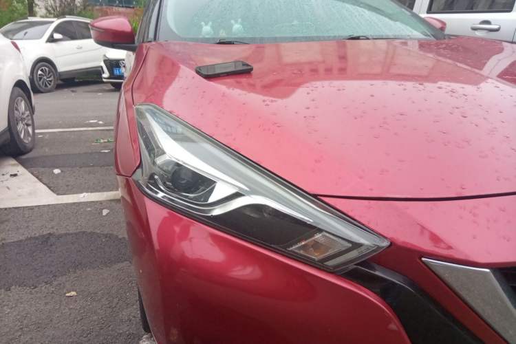 Used Nissan Lannia 2016 1.6L CVT Smart Cool Edition Right Front Headlight