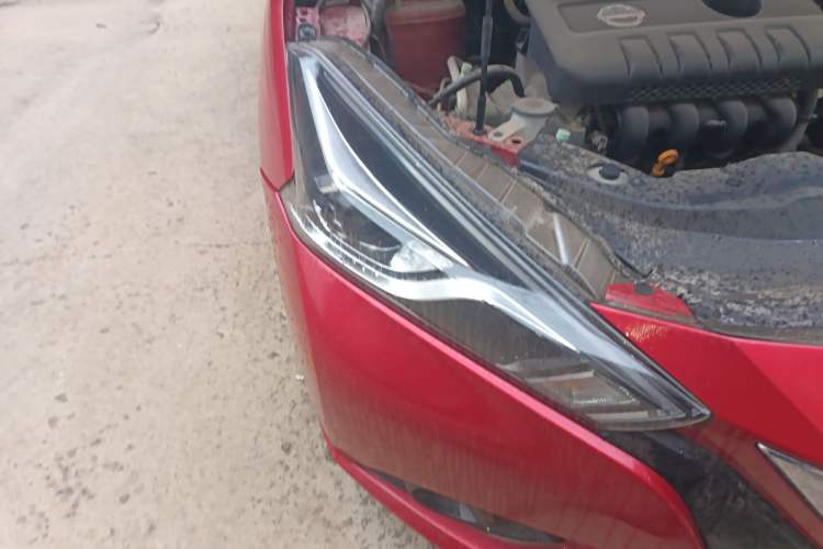 Used Nissan Lannia 2016 1.6L CVT Cool Edition Right Front Headlight