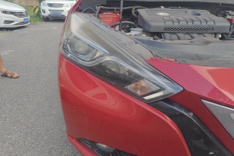 Used Nissan Lannia 2016 1.6L Manual Cool Edition Right Front Headlight