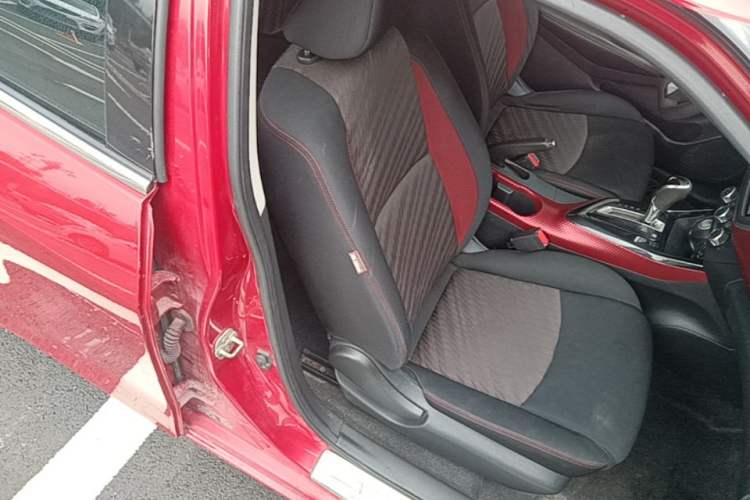 Used Nissan Lannia 2016 1.6L CVT Smart Cool Edition Right Front Seat