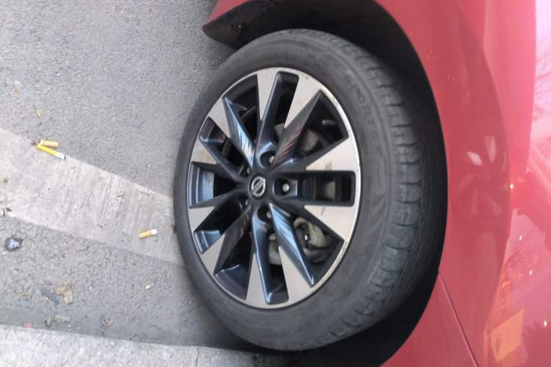 Used Nissan Lannia 2016 1.6L CVT Smart Cool Edition Right Front Wheel Hub