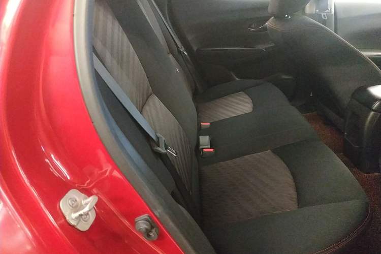 Used Nissan Lannia 2016 1.6L CVT Smart Cool Edition Right Rear Seat