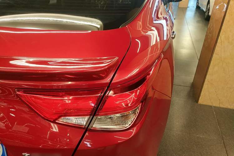 Used Nissan Lannia 2016 1.6L CVT Smart Cool Edition Right Rear Taillight