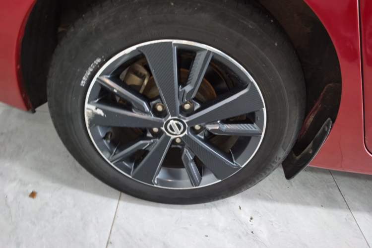 Used Nissan Lannia 2016 1.6L CVT Cool Edition Right Rear Wheel Hub