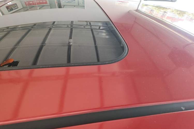 Used Nissan Lannia 2016 1.6L CVT Smart Cool Edition Roof