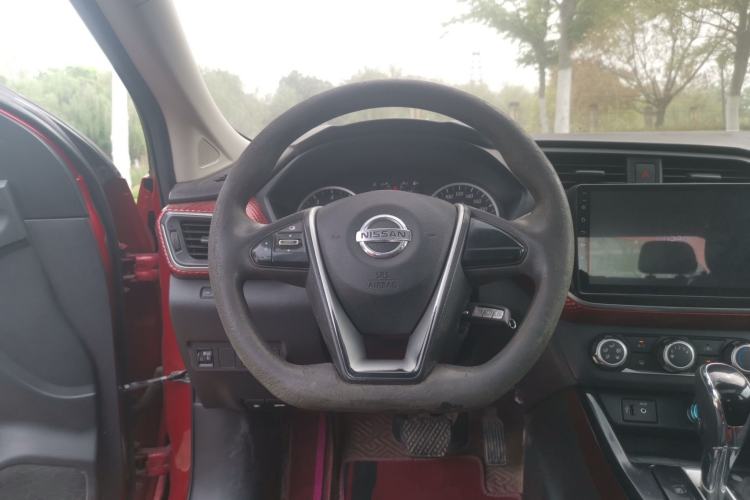 Used Nissan Lannia 2016 1.6L CVT Cool Edition Steering Wheel
