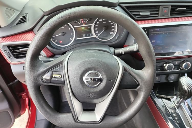 Used Nissan Lannia 2016 1.6L CVT Cool Edition Steering Wheel