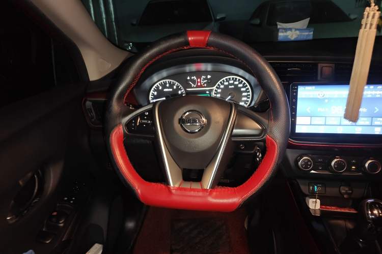 Used Nissan Lannia 2016 1.6L Manual Cool Edition Steering Wheel