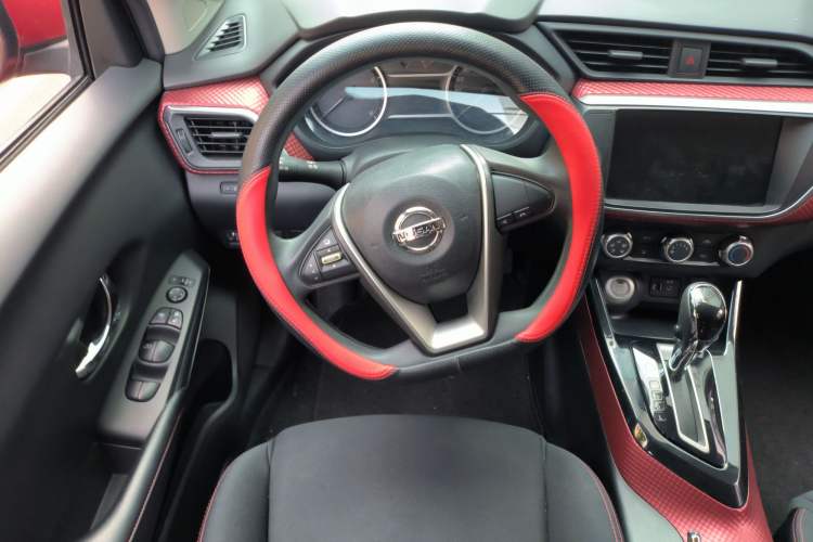 Used Nissan Lannia 2016 1.6L CVT Smart Cool Edition Steering Wheel