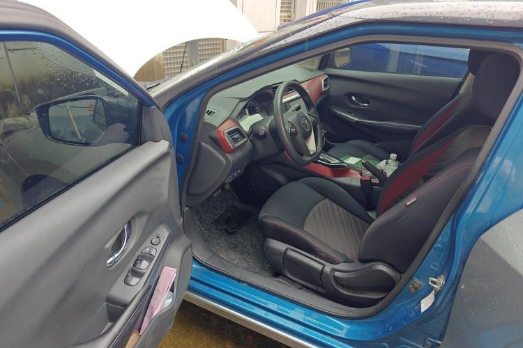 Used Nissan Lannia 2016 1.6L CVT Smart Cool Edition Driver Seat