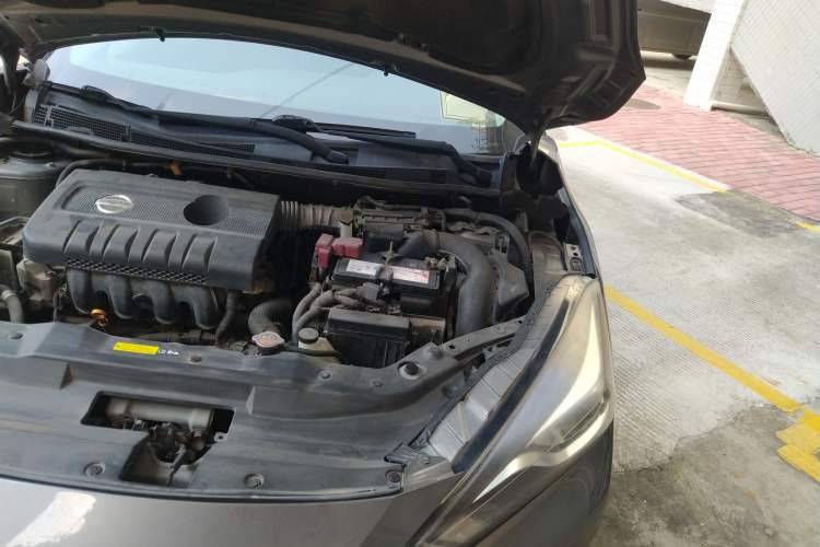 Used Nissan Lannia 2016 1.6L CVT Smart Cool Edition Engine Bay Left