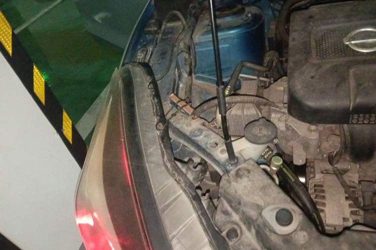 Used Nissan Lannia 2016 1.6L CVT Smart Cool Edition Engine Bay Right