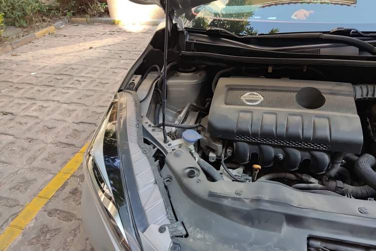 Used Nissan Lannia 2016 1.6L CVT Smart Cool Edition Engine Bay Right