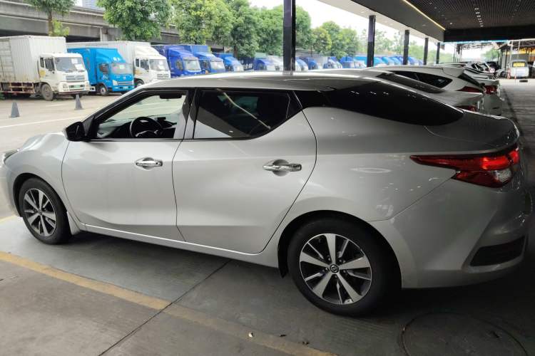 Used Nissan Lannia 2016 1.6L CVT Cool Edition Exterior 3