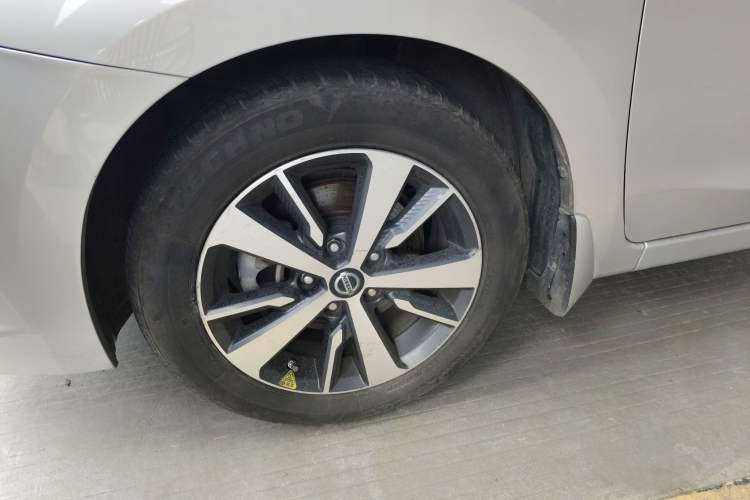 Used Nissan Lannia 2016 1.6L CVT Cool Edition Exterior 7