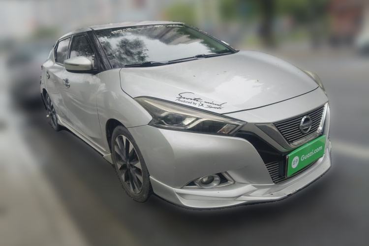 Used Nissan Lannia 2016 1.6L CVT Smart Cool Edition Front Right 45 Deg