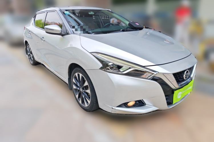 Used Nissan Lannia 2016 1.6L CVT Smart Cool Edition Front Right 45 Deg