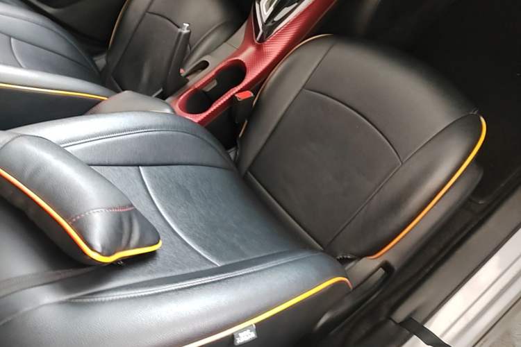 Used Nissan Lannia 2016 1.6L CVT Smart Cool Edition Right Front Seat