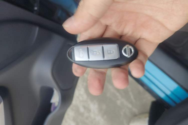 Used Nissan Lannia 2016 1.6L CVT Smart Cool Edition Vehicle Key