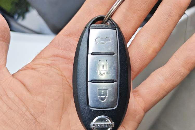 Used Nissan Lannia 2016 1.6L CVT Smart Cool Edition Vehicle Key
