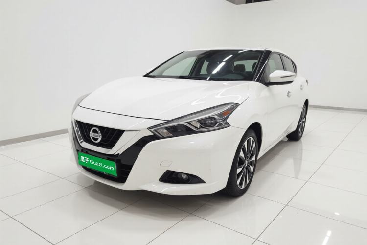 Używany Nissan Lannia 2016 1.6L CVT Smart Cool Edition Guazi used car, China used car export, Used car for sale, Used cars, Cheapest cars for sale