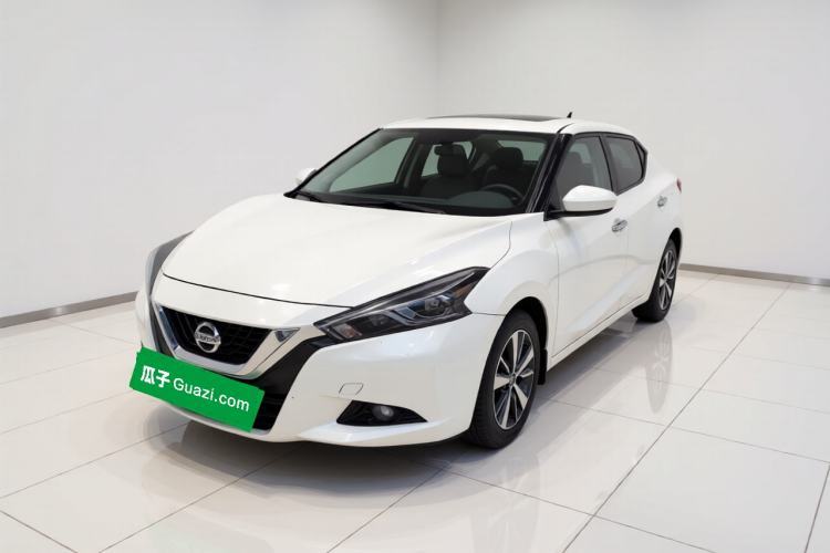 Używany Nissan Lannia 2016 1.6L CVT Cool Edition Guazi used car, China used car export, Used car for sale, Used cars, Cheapest cars for sale