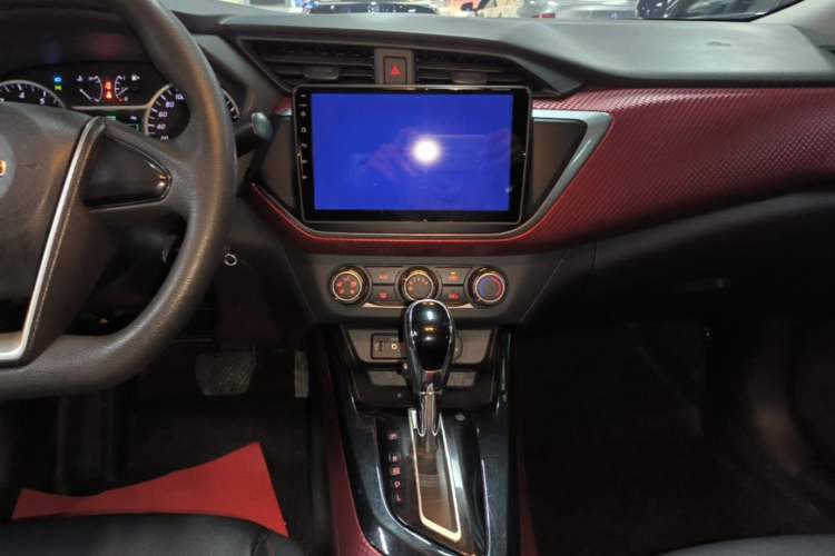 Used Nissan Lannia 2016 1.6L CVT Cool Edition Audio And AC Panel