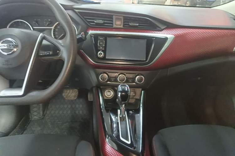 Used Nissan Lannia 2016 1.6L CVT Smart Cool Edition Audio And AC Panel