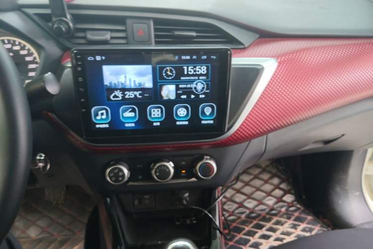 Used Nissan Lannia 2016 1.6L Manual Cool Edition Audio And AC Panel