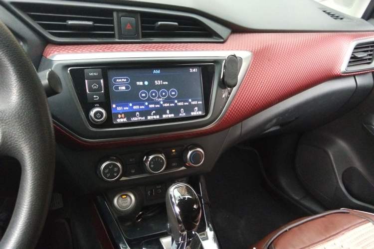 Used Nissan Lannia 2016 1.6L CVT Smart Cool Edition Audio And AC Panel
