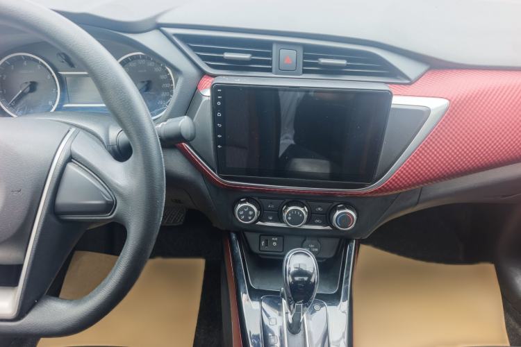 Used Nissan Lannia 2016 1.6L CVT Cool Edition Audio And AC Panel
